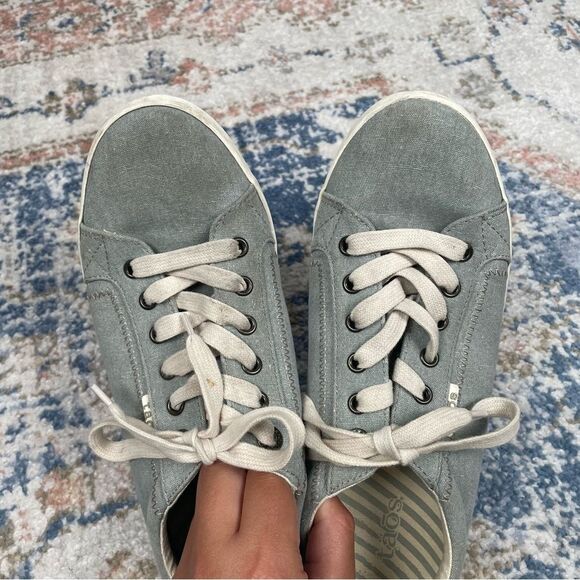 TAOS- Star Sneaker Light Blue Canvas Tennis Shoe Women’s Size 10 - Picture 5 of 9